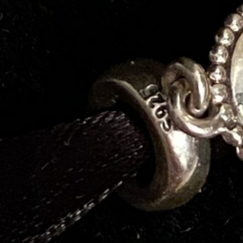 Exclusive π dangle - Picture 3 of 4